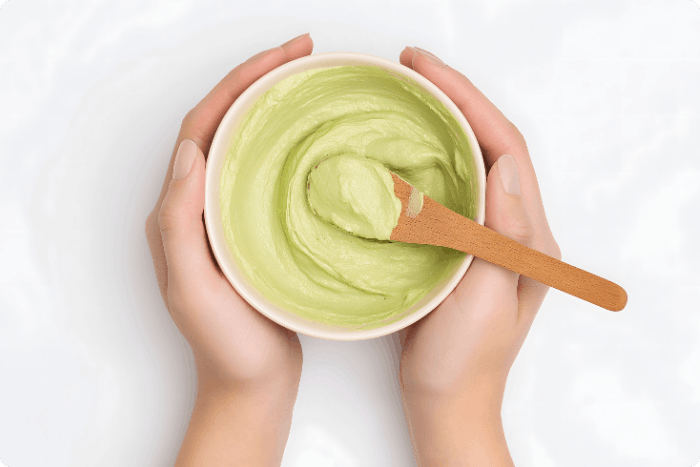 recept-na-avokadovou-masku-s-medem